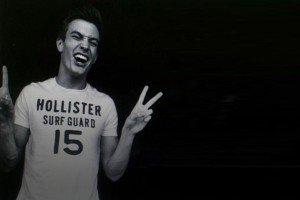 Hollister model does "squiny eyes face"